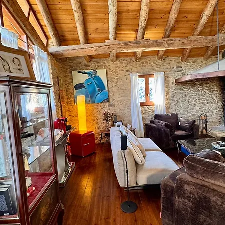 Cal David Apartment Estamariu